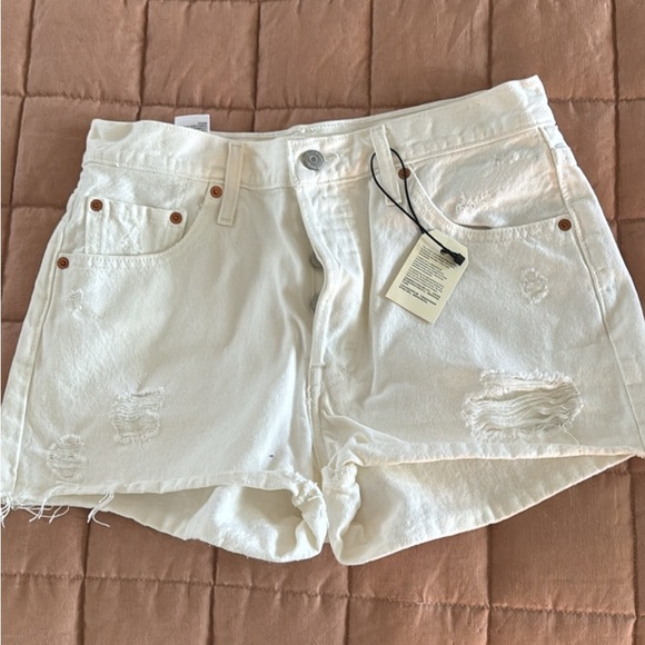 Levi’s Cutoff Shorts 3 Pack - Picture 6 of 7